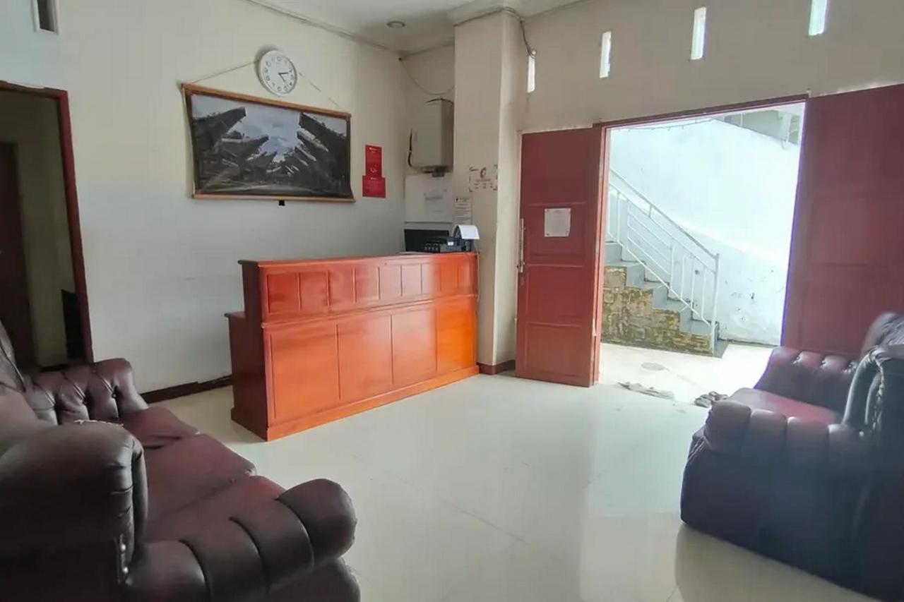 Reddoorz At Makale Tana Toraja Hotell Exteriör bild